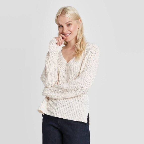 A New Day NWT Women's Cream V-Neck Knit Pullover Sweater Size Extra Small - Picture 1 of 6